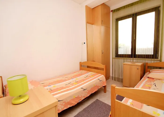 아파트 By The Sea Sevid, Trogir - 9468
