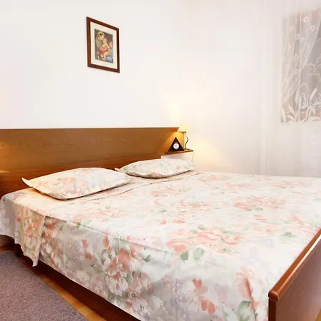 Apartment By The Sea Sevid, Trogir - 9468 Sevid